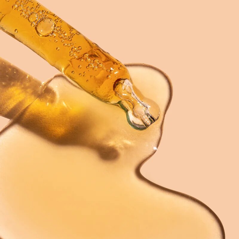 BasicLab Cosmetology Esteticus élénkítő korrekciós szérum a pigmentfoltok ellen 30 ml