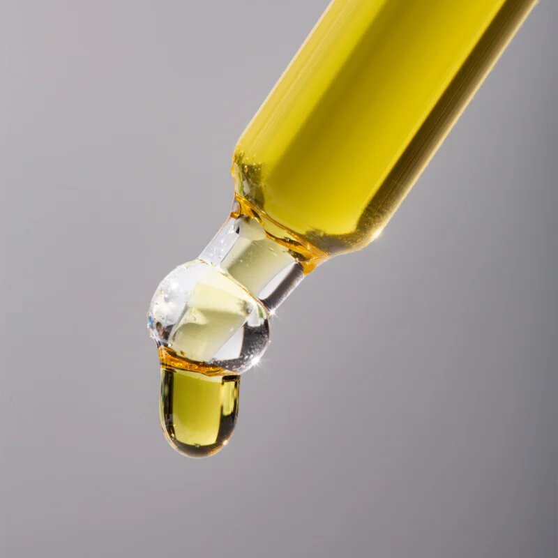 BasicLab Dermocosmetics Esteticus antioxidáns olajszérum arcra 6% Vitamin C 15 ml