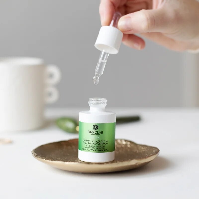 BasicLab Dermocosmetics Esteticus szérum a pórusok minimalizálására a mitesszerek ellen 15 ml