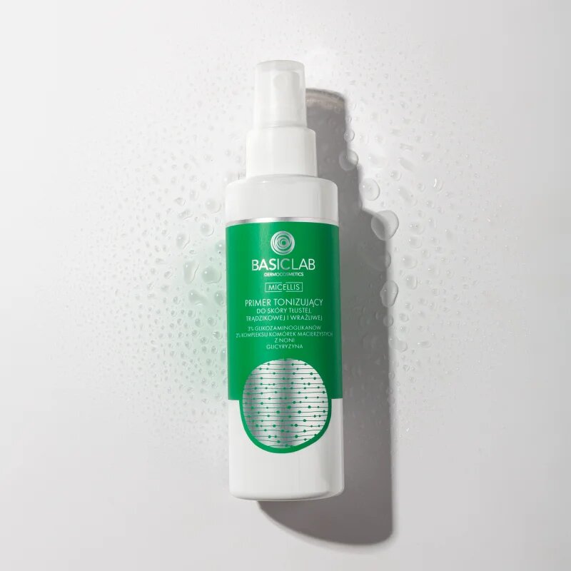 BasicLab Dermocosmetics Micellis arc tonik spray az aknéra hajlamos zsíros bőrre 150 ml