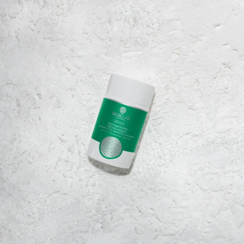 BasicLab Dermocosmetics Micellis enzimatikus peeling zsíros és problémás bőrre 35 g