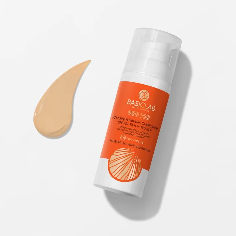 BasicLab Dermocosmetics Protecticus tónusos emulzió SPF 50+ 50 ml