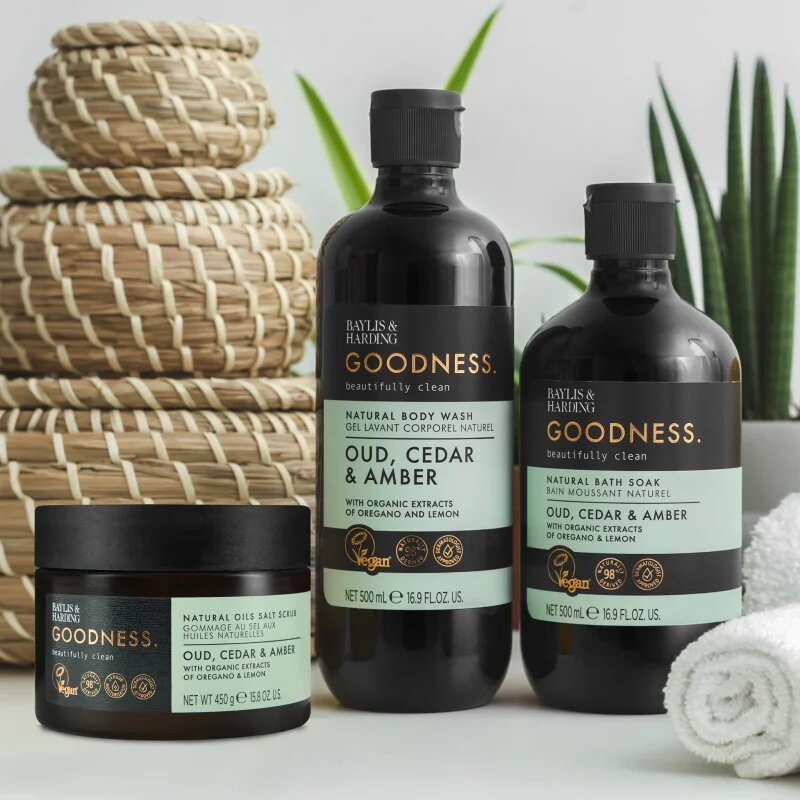 Baylis & Harding Goodness Oud Cedar & Amber só peeling testre 450 g