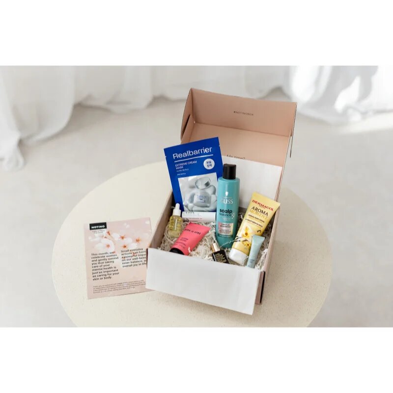 Beauty Box Notino –⁠⁠⁠⁠⁠⁠ Me Time Essentials × Loono (Charity Edition) ajándékszett hölgyeknek