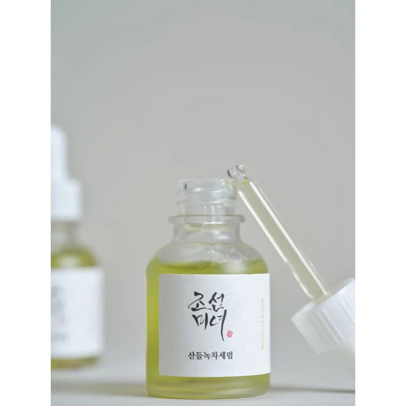 Beauty of Joseon Calming Serum Green Tea + Panthenol szérum az érzékeny bőr megnyugtatásához és erősítéséhez 30 ml