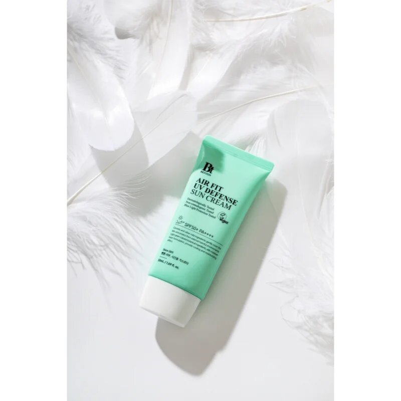 Benton Air Fit UV Defense nyugtató védőemulzió SPF 50+ 50 ml