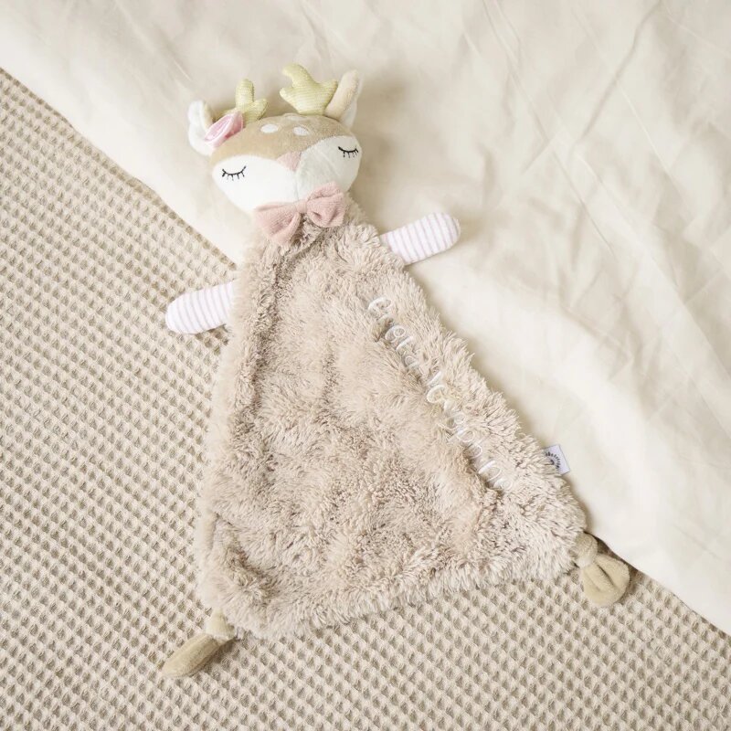 Bieco Cuddly Toy Fawn Ella alvóka 1 db