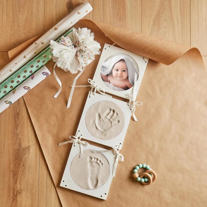 Bieco Print Set with Hanging Picture Frame baba kéz- és láblenyomat-készítő szett 55 x 18 x 1 cm