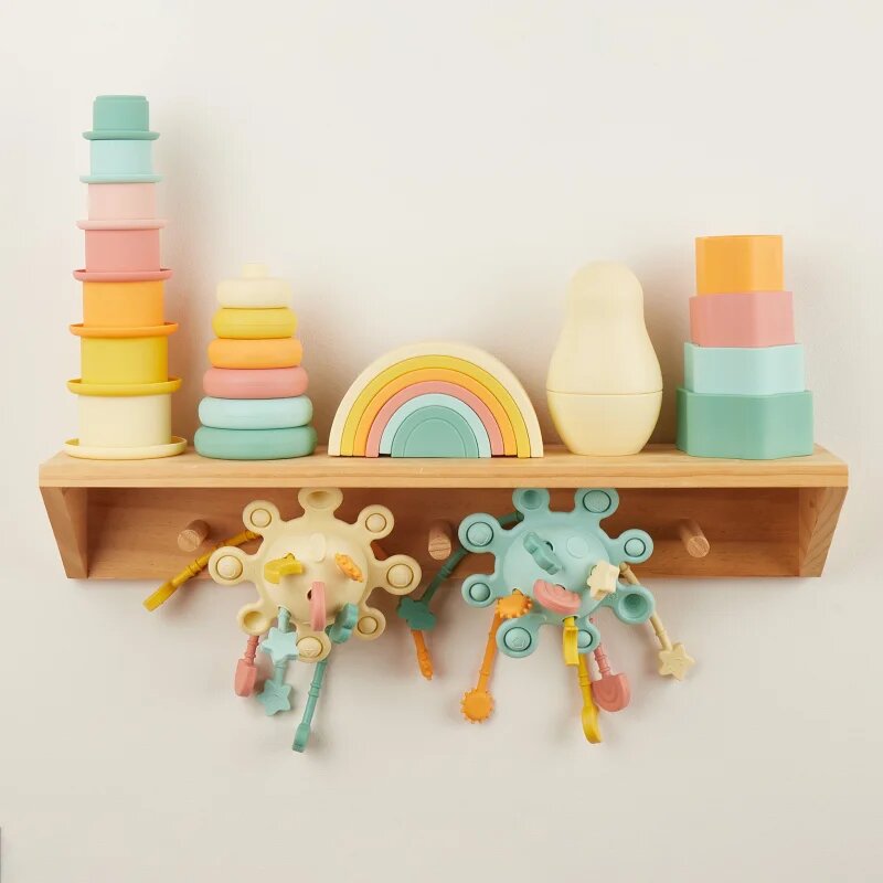 Bieco Silicone Activity Planet interaktív játék 12 m+ Eucalyptus 1 db