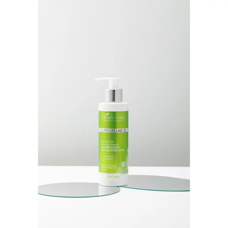 Bielenda Professional Supremelab Sebio Derm lágy tisztító gél Antibacterial Complex 190 g