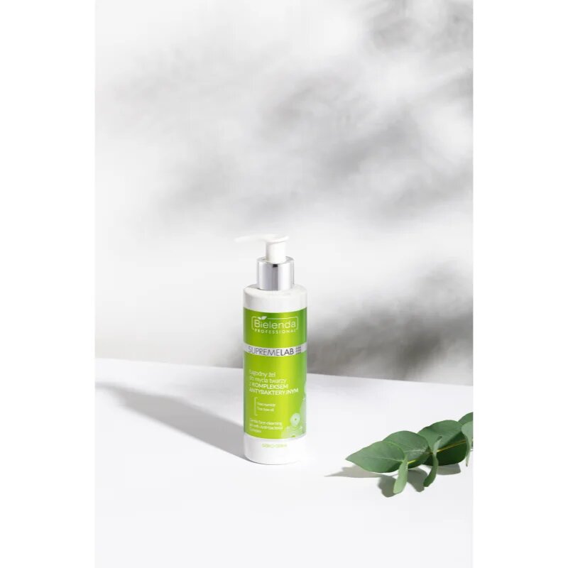 Bielenda Professional Supremelab Sebio Derm lágy tisztító gél Antibacterial Complex 190 g