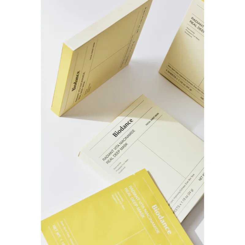 Biodance Radiant Vita Niacinamide Real Deep Mask élénkítő arcmaszk egységesíti a bőrszín tónusait 1 db
