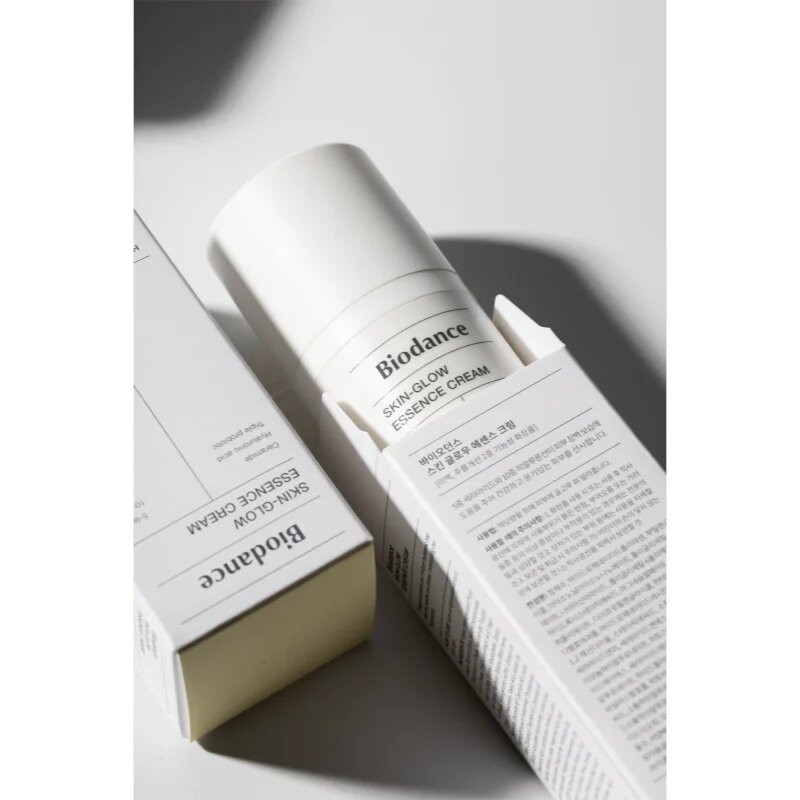 Biodance Skin Glow Essence Cream hidratáló arckrém az élénk bőrért 50 ml