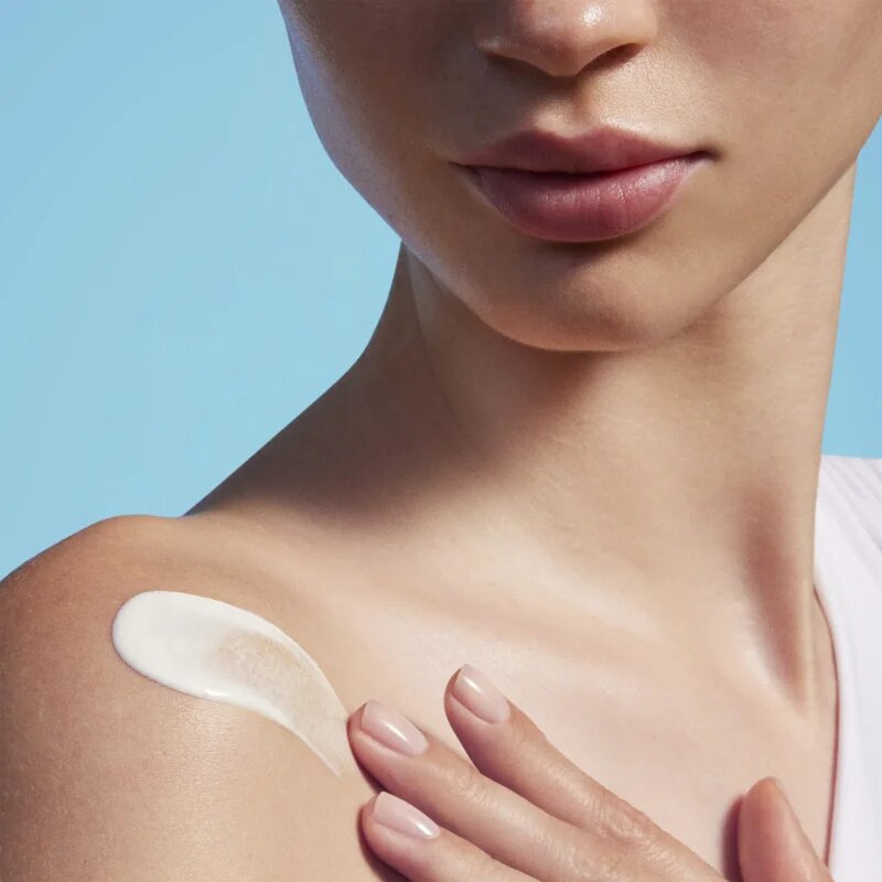 Biotherm Waterlover Sun Milk SPF 50 vízálló napozótej SPF 50 unisex 200 ml