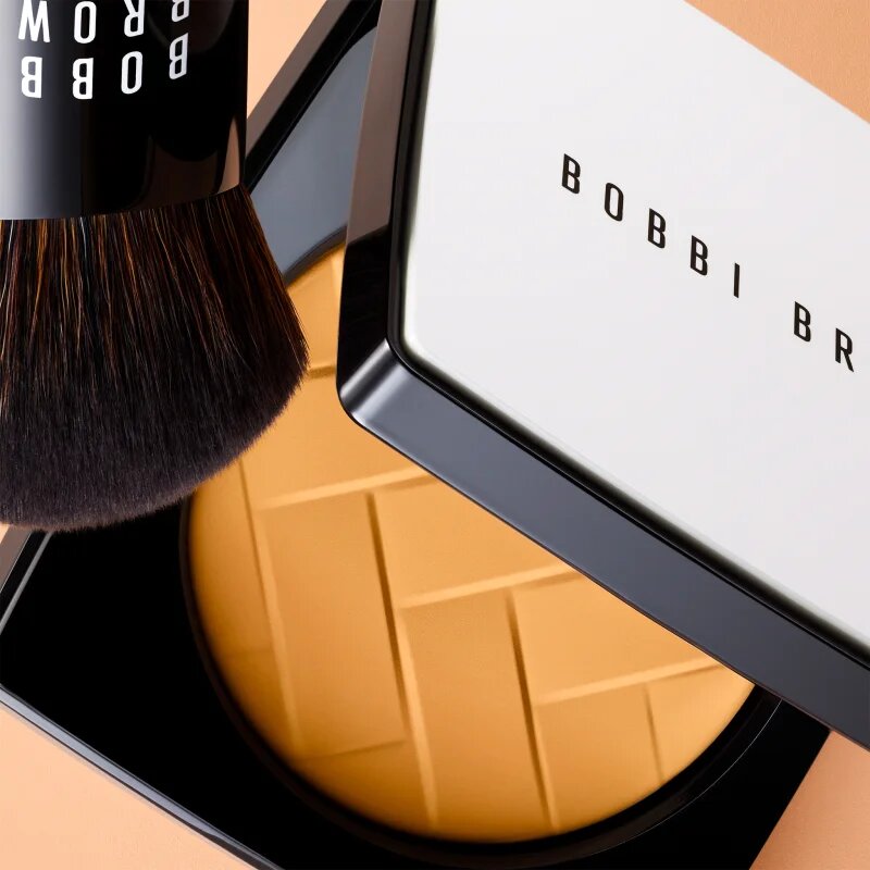 Bobbi Brown Vitamin Enriched Pressed Powder kompakt púder hidratáló hatással árnyalat Yellow 8 g