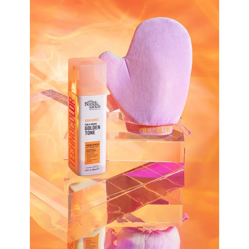 Bondi Sands Technocolor Caramel önbarnító hab árnyalat Warm Hydrated Glow 200 ml