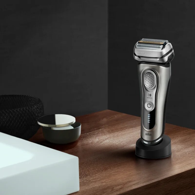 Braun Series 9 9325s Graphite with Charging Stand borotválkozó készülék 9325s graphite 1 db
