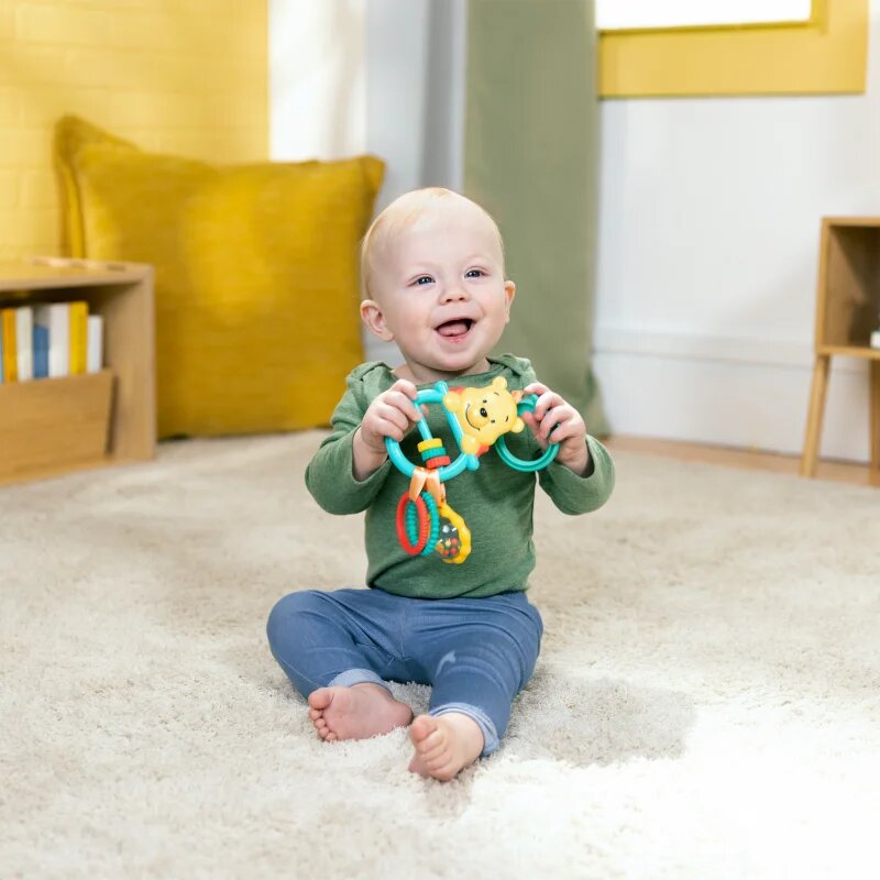 Bright Starts Winnie the Pooh Busy Bear interaktív játék 1 db