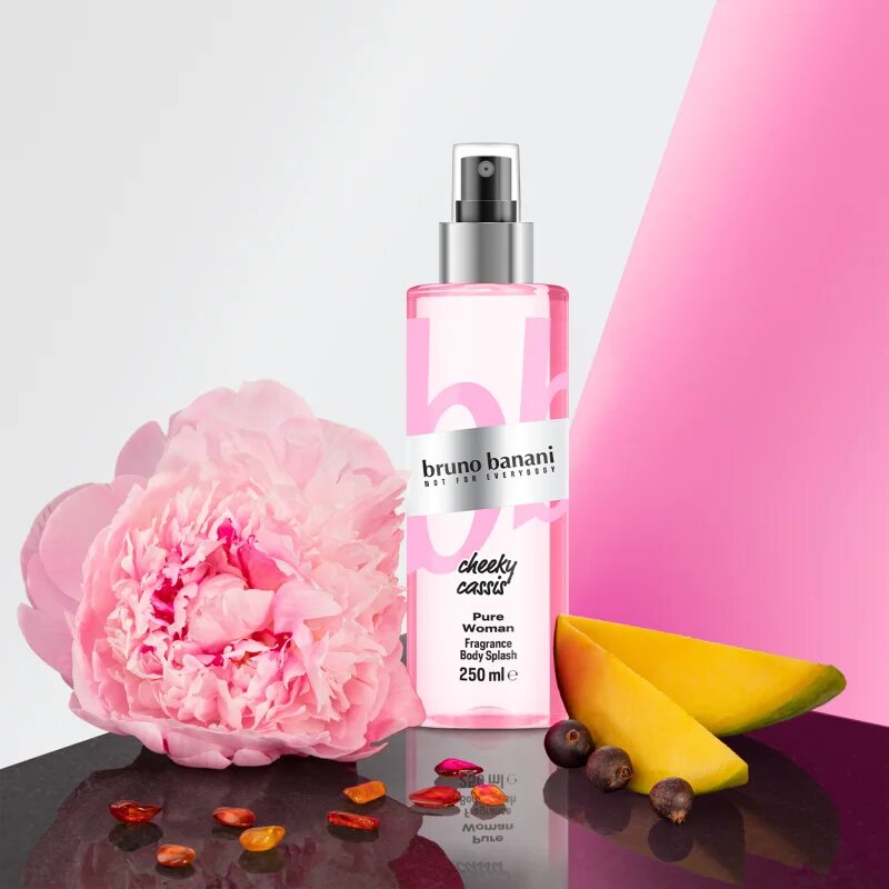 Bruno Banani Pure Woman Cheeky Casis illatosított haj- és testpermet hölgyeknek 250 ml