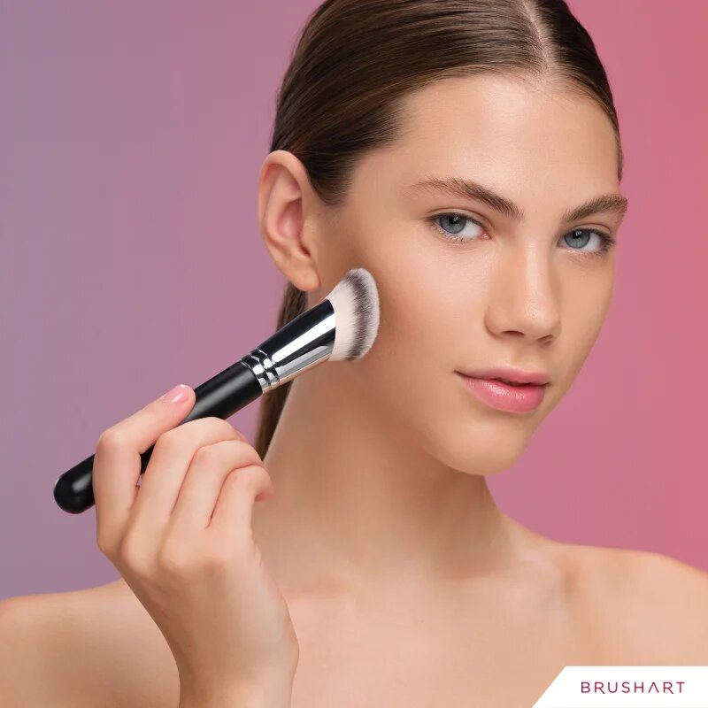 BrushArt Professional B11 Angled foundation brush make – up ecset B11 1 db
