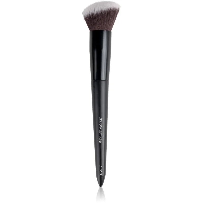 Brushworks Angled Blush Brush ferdére vágott ecset típus NO. 7 1 db