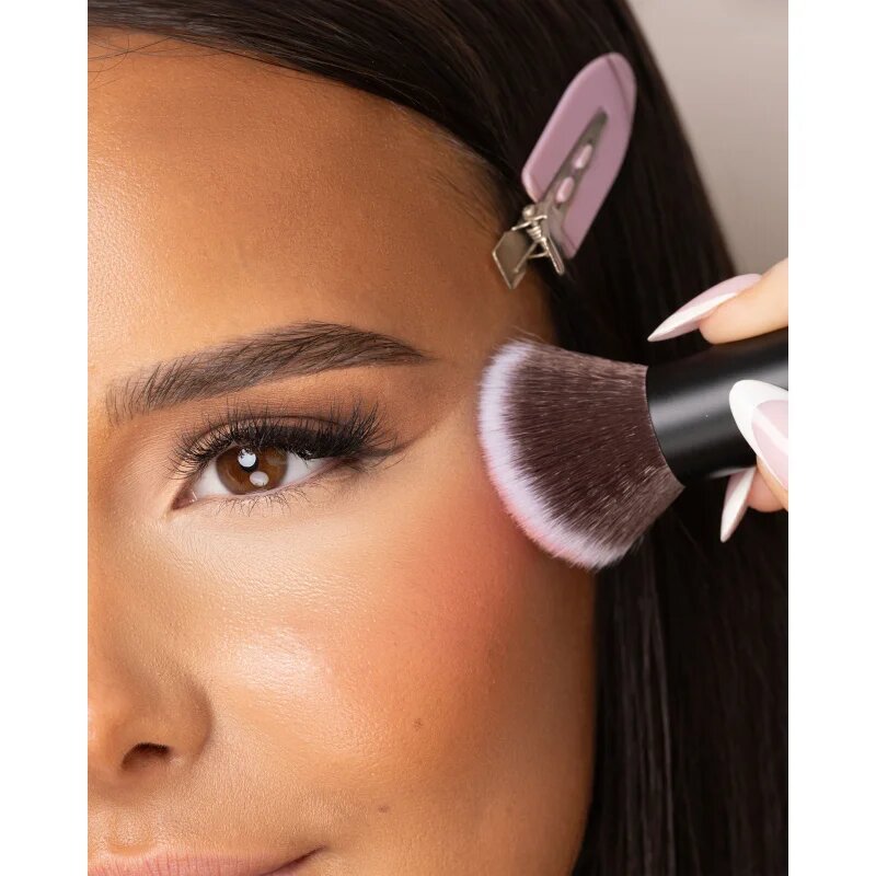 Brushworks Angled Blush Brush ferdére vágott ecset típus NO. 7 1 db