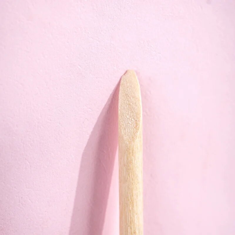 Brushworks Cuticle Crystal Sticks spatula a körömágy bőrére