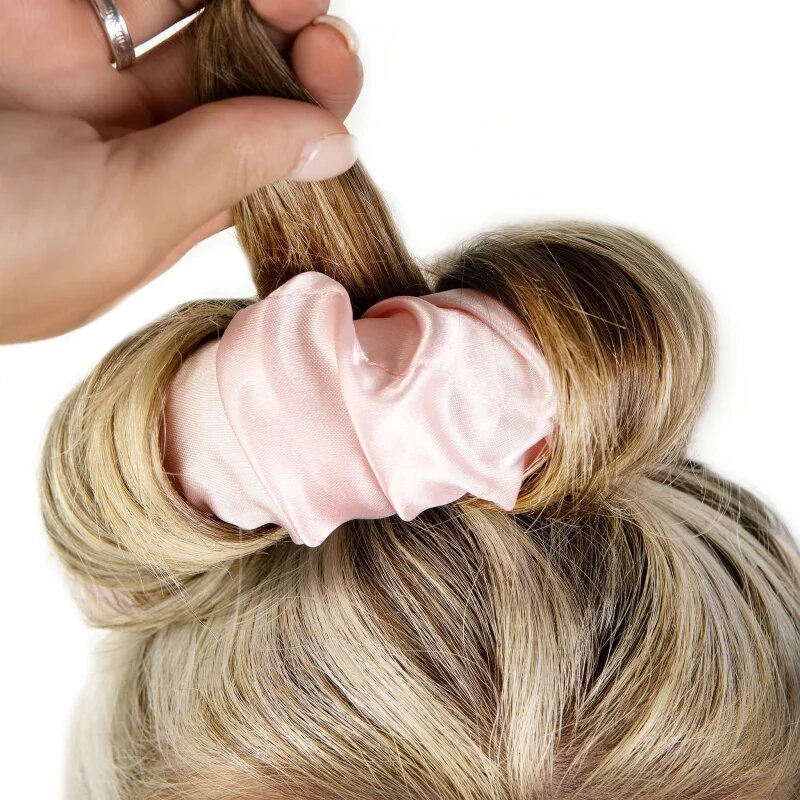 Brushworks Heatless Curling Scrunchie göndörítő hajgumi 1 db