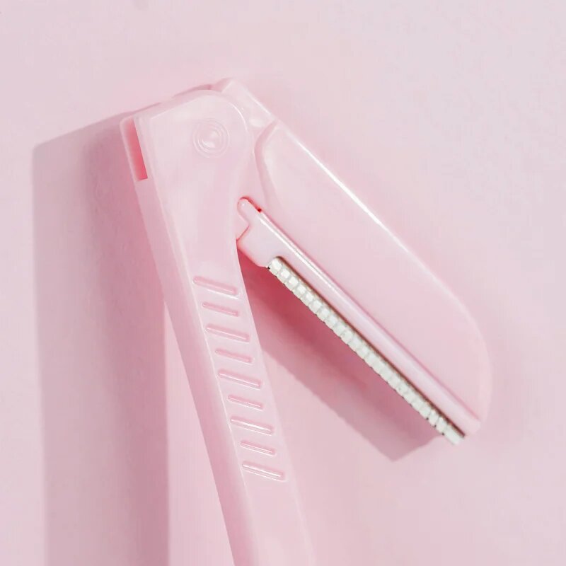 Brushworks Precision Eyebrow Razor Pastel borotva szemöldökre