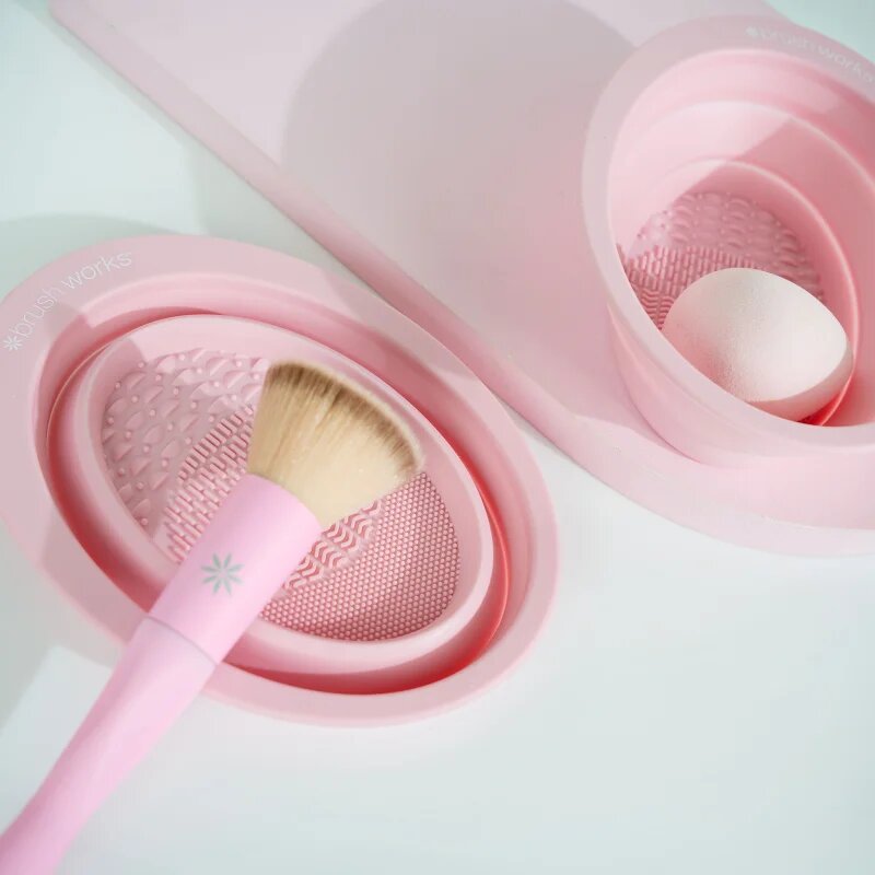 Brushworks Silicone Makeup Brush Cleaning Bowl szilikonos ecset tisztító eszköz 1 db