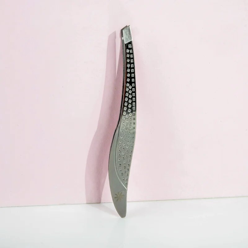 Brushworks Traditional Tweezers szemöldökcsipesz 1 db