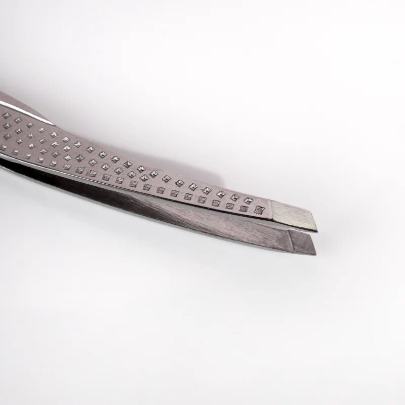 Brushworks Traditional Tweezers szemöldökcsipesz 1 db