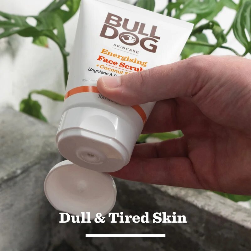 Bulldog Energising Face Scrub frissítő arc peeling uraknak 125 ml
