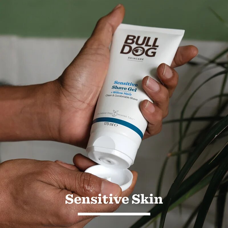 Bulldog Sensitive Shave Gel borotválkozási gél uraknak 175 ml