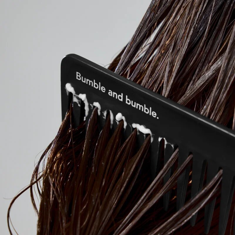Bumble and Bumble Bb.Super Rich Conditioner krémes hajkondicionáló hidratálást és fényt biztosít 1000 ml