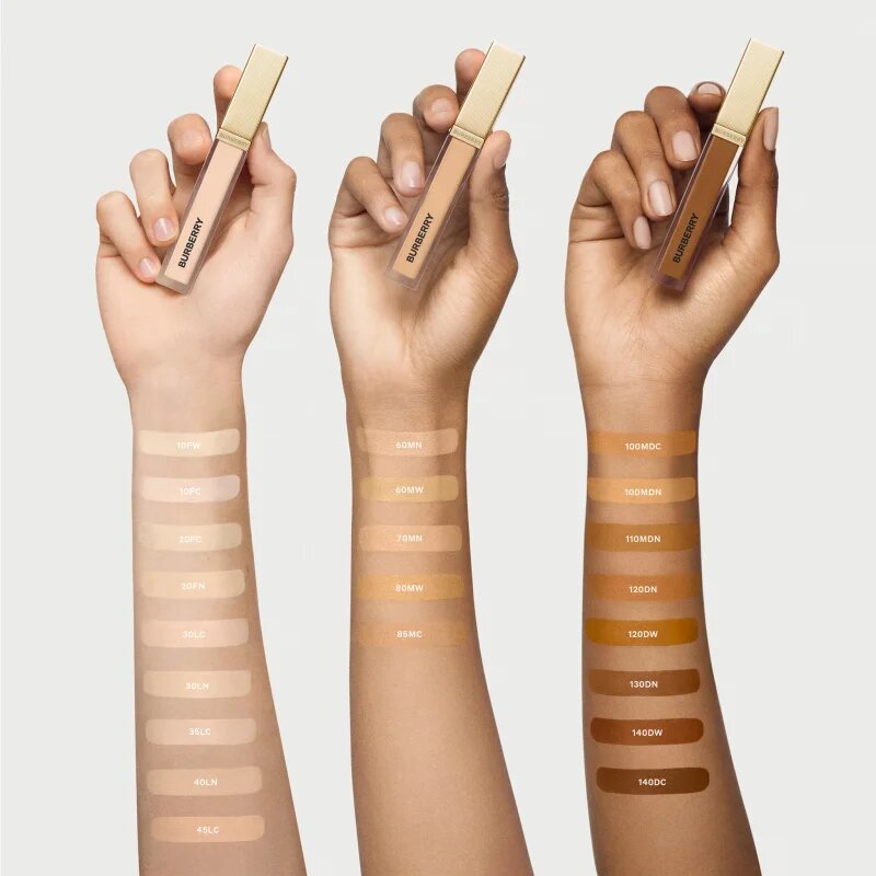 Burberry Beyond Wear Concealer tartós korrektor árnyalat 100 Medium-Deep Neutral 8 ml