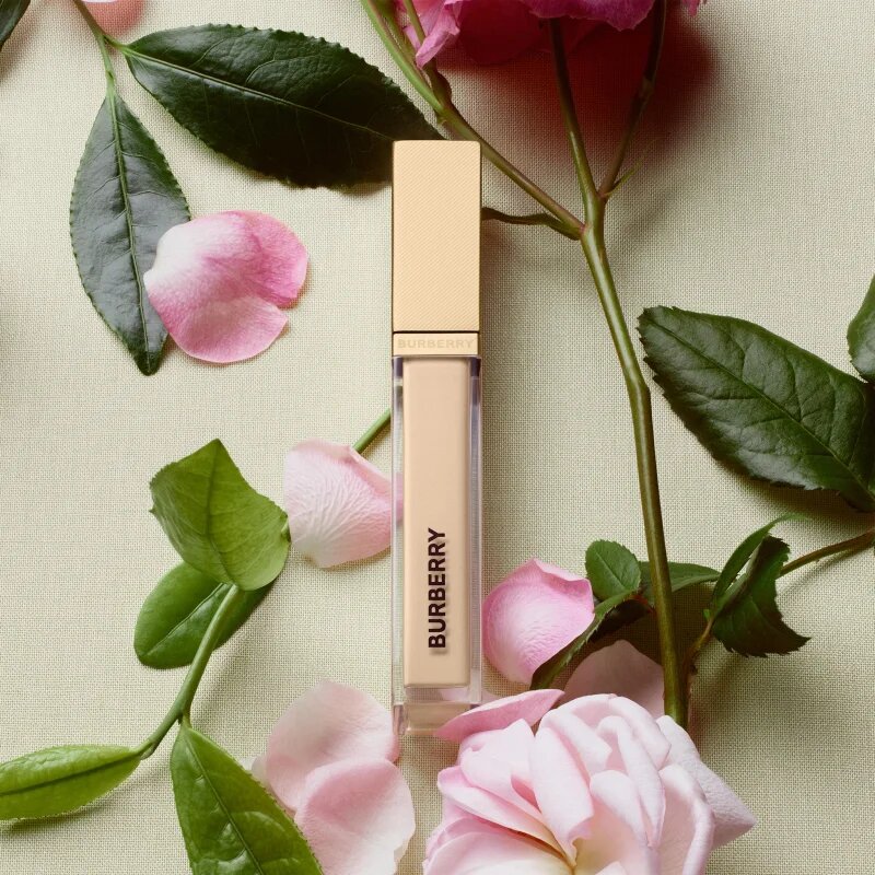 Burberry Beyond Wear Concealer tartós korrektor árnyalat 100 Medium-Deep Neutral 8 ml