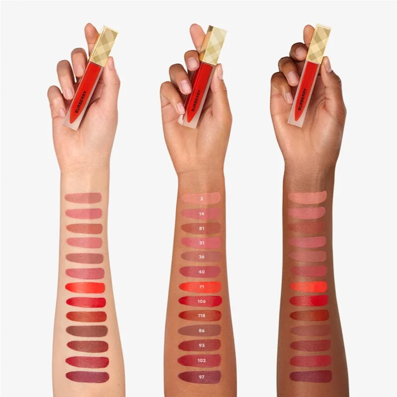 Burberry Kisses Liquid Matte mattító folyékony rúzs árnyalat The Red 106 6 ml