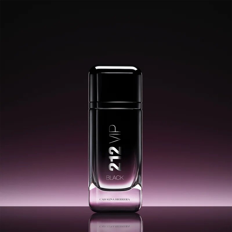 Carolina Herrera 212 VIP Black Eau de Parfum uraknak 200 ml