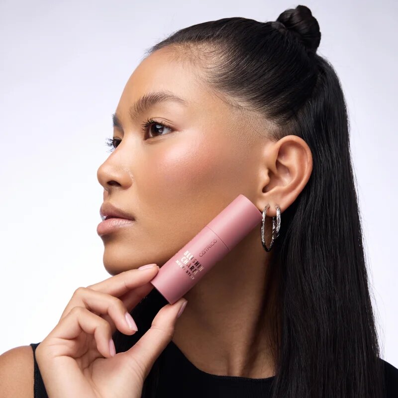 Catrice Blushin' Charm Multi Stick élénkítő arcpirosító stift árnyalat 050 Radiant Honey 5.5 g