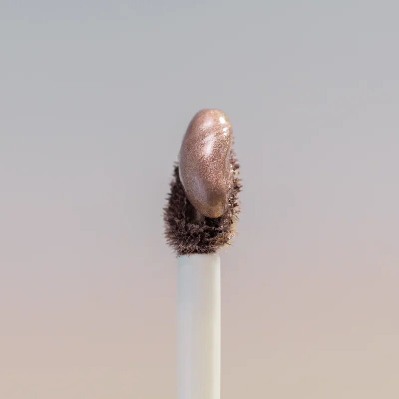 Catrice DESERT DUNE Folyékony csillámos szemhéjfesték árnyalat C03 Dune Breeze 4 ml