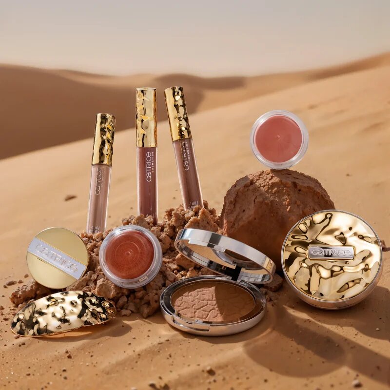 Catrice DESERT DUNE Folyékony csillámos szemhéjfesték árnyalat C03 Dune Breeze 4 ml