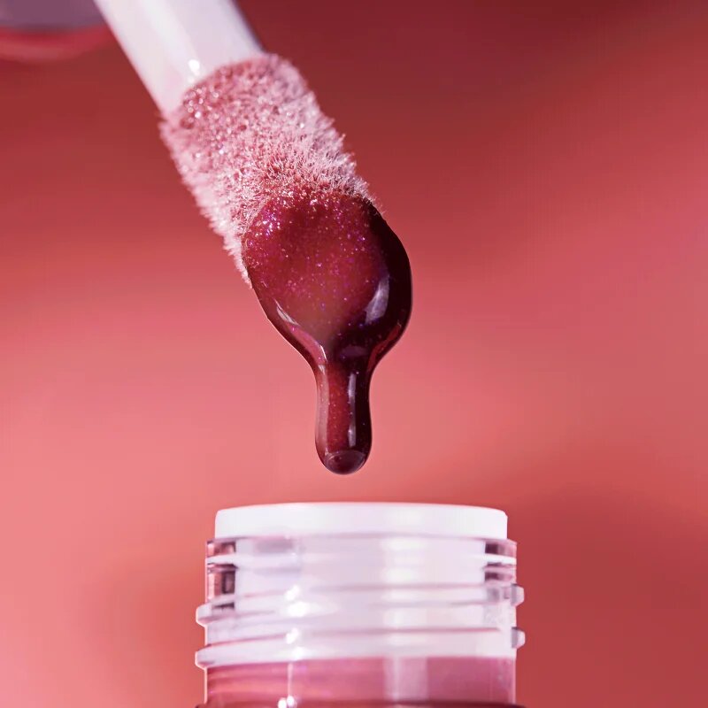 Catrice ETERNAL RED ajak olaj nagyobbító hatás árnyalat C03 Dark Romance 3.6 ml