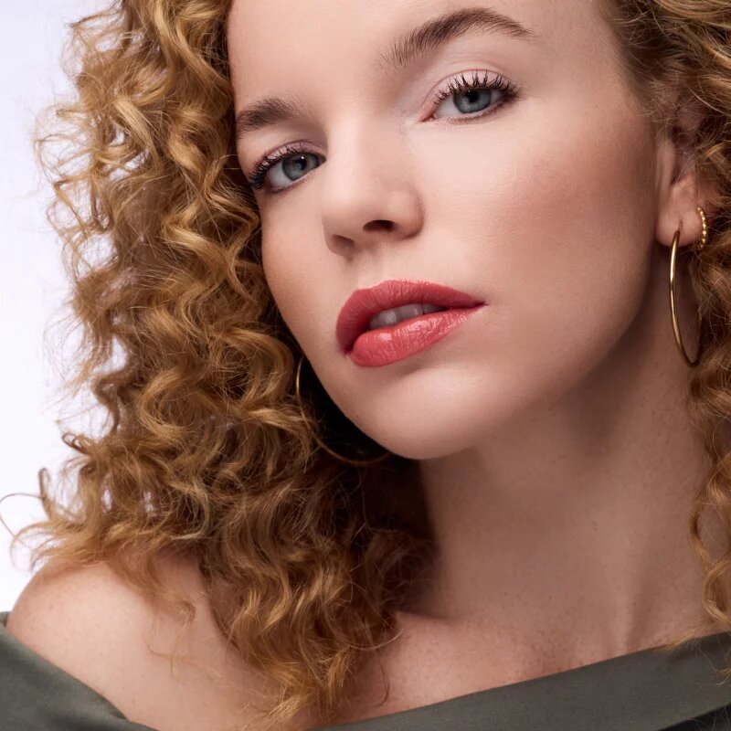 Catrice Glass Like Dewy Lip Tint Magasan pigmentált szájfény hidratáló hatással árnyalat 020 Look At Me! 3 ml