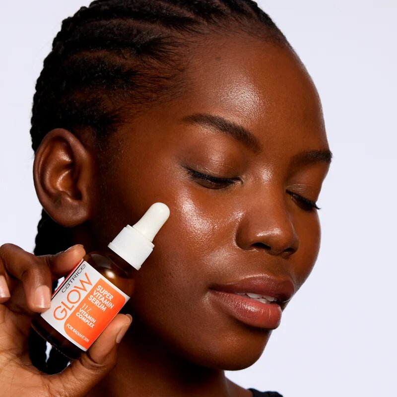 Catrice Glow Super Vitamin élénkítő szérum vitaminokkal 30 ml