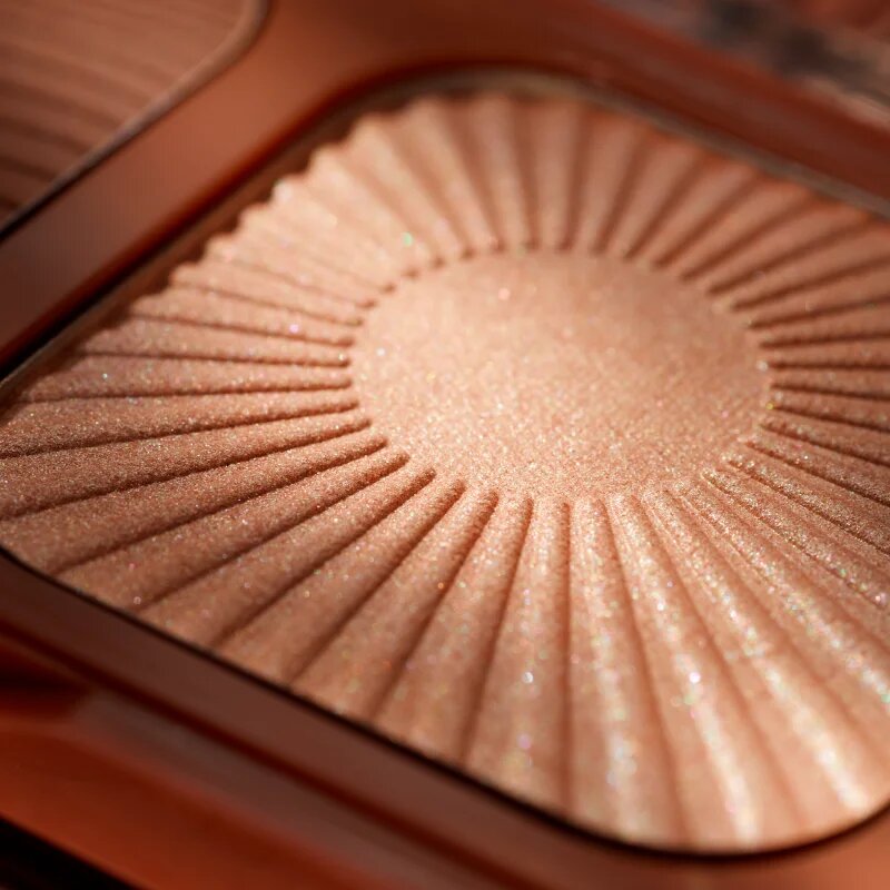 Catrice Holiday Skin élénkítő és bronzosító paletta 55 g