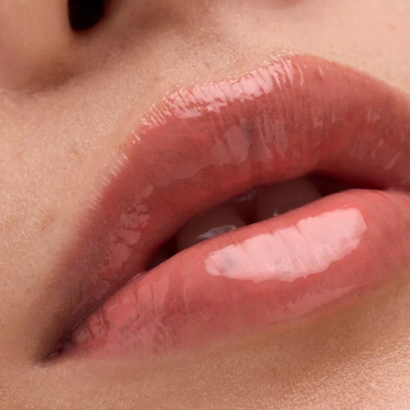 Catrice Peptide Drip Milky Lip Serum tápláló szájfény peptidekkel árnyalat C020 Feelin' Peachy 9 ml