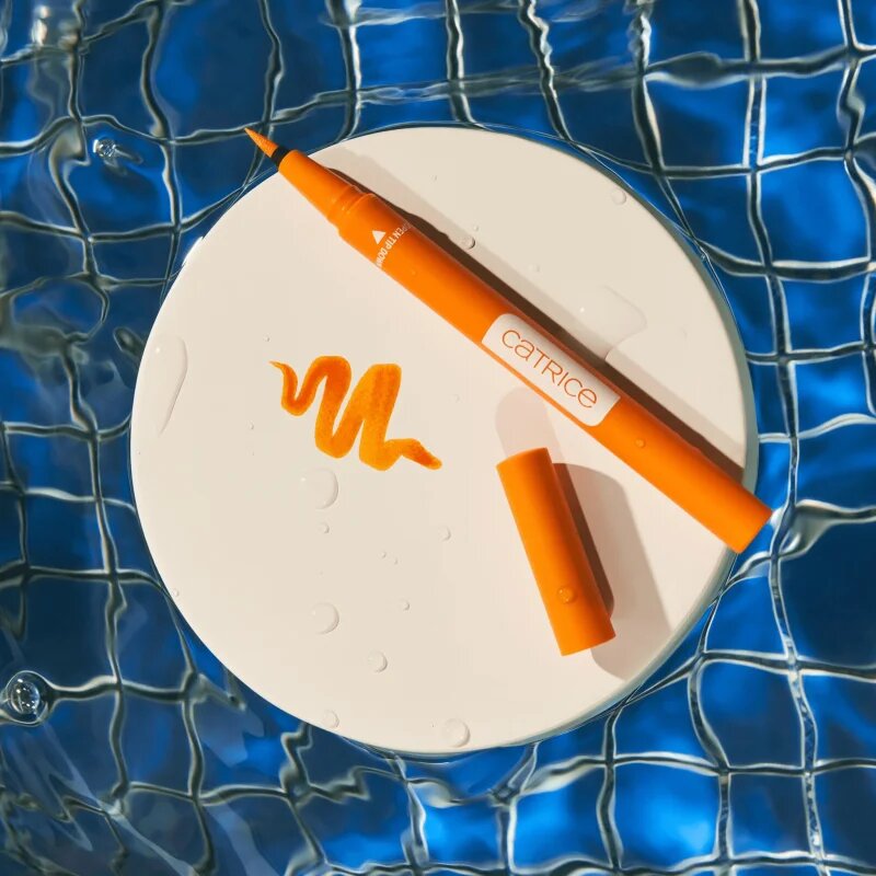 Catrice POOLSIDE OF LIFE tartós szemfilc árnyalat C04 Golden Hour 1 g