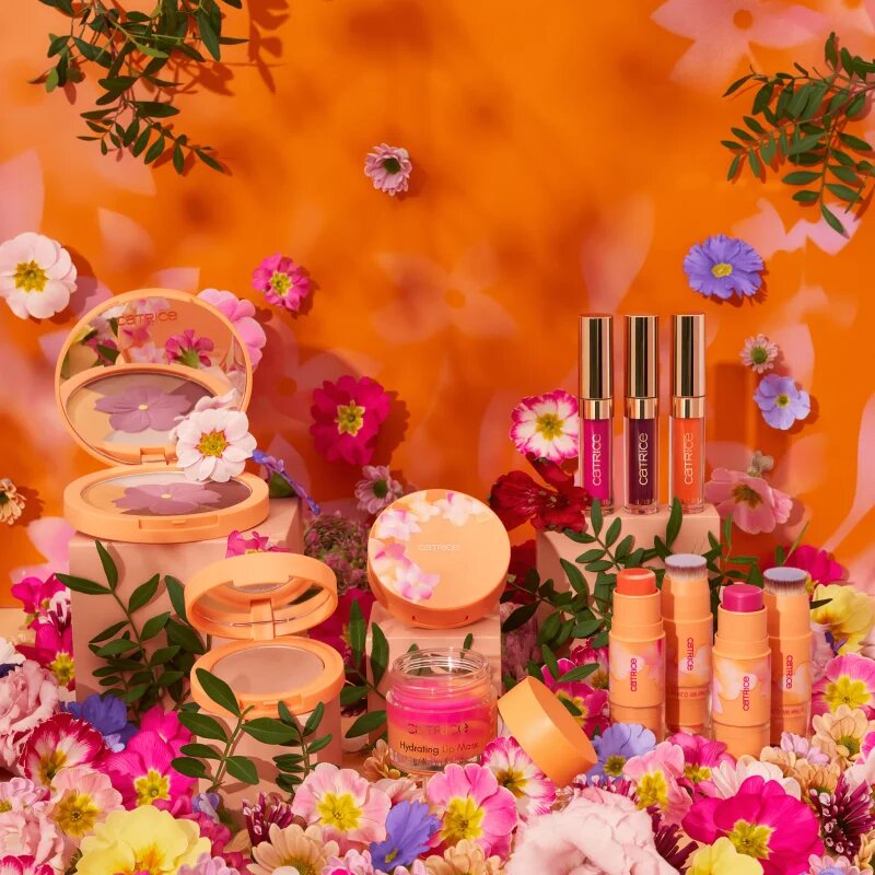 Catrice SEEKING FLOWERS világosító púder árnyalat C02 S-peachless 55 g