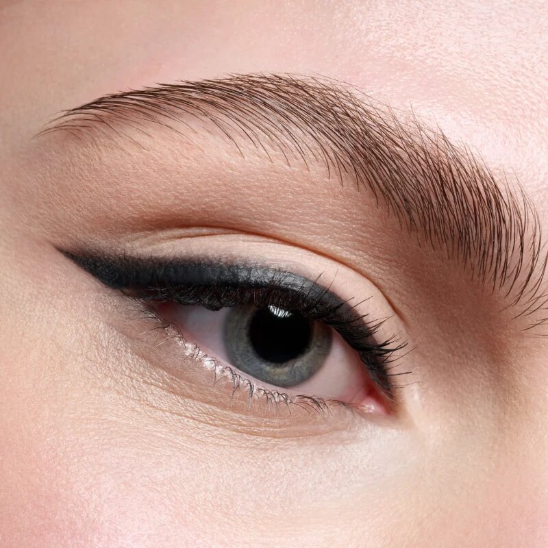 Catrice Velvet Glide vízálló szemceruza matt hatással árnyalat 010 Black Stone 1.4 g